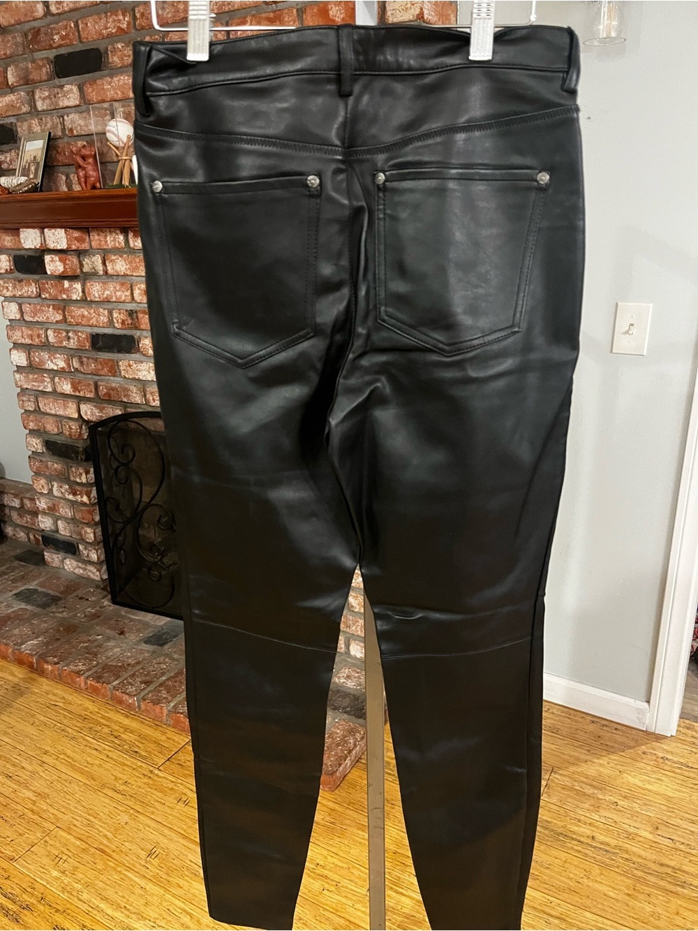 $78 NWT Free People Black Faux Leather Skinny Pants- Size 30 . - Picture 4 of 5